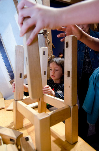 Build furniture without nails
