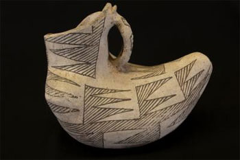 Escavada BW duck pot: This duck-shaped pot is a great example of the duck-shaped pots that were made in the Southwest as early as 1,300 years ago. This vessel, which is called Escavada Black-on-white and comes from western New Mexico, dates between 950 and 1150 A.D. Catalog number 18628/11, Museum of Indian Arts and Culture, Santa Fe, NM, photo by Amy Montoya.